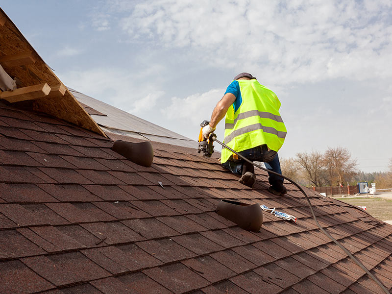 h2 roofing contractor installing shingle roof pelahatchie ms